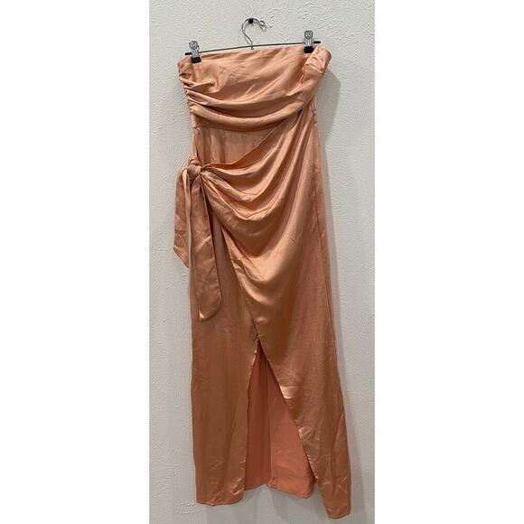 Selfie Leslie Dresses & Skirts - Selfie Leslie Strapless Wrap Midi Satin Dress Orange Peach NEW
